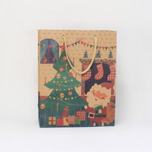 MOLLY & ROSE 0831 CHRISTMAS SCENE GIFT BAG MEDIUM