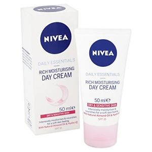 NIVEA DAILY ESSENTIALS RICH MOISTURISING DAY CREAM 50ML