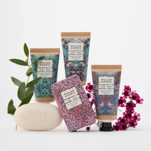 HEATHCOTE & IVORY FG5563 WILLIAM MORRIS BIRD & YALE VELVET POUCH HAND CARE SET