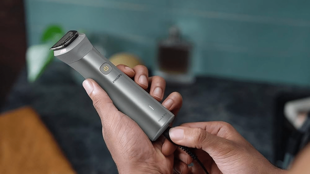 PHILIPS ALL IN ONE TRIMMER SERIES 5000 10 IN 1 FACE - Image 7