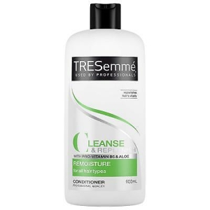 TRESEMME RE MOISTURISE CONDITIONER 900ML